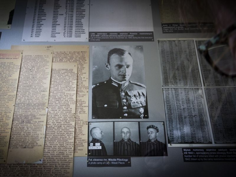 Documentos nazistas. Foto: martex5 (Pixabay)